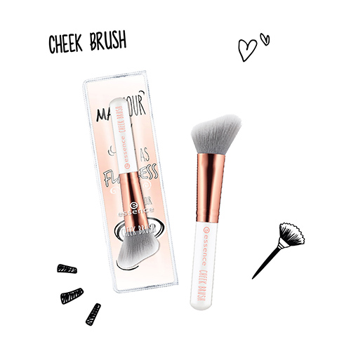 Essence Cheek Brush